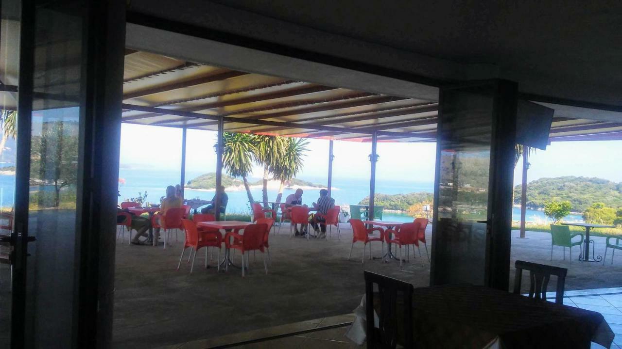 Hotel Majestic Ksamil Exterior photo